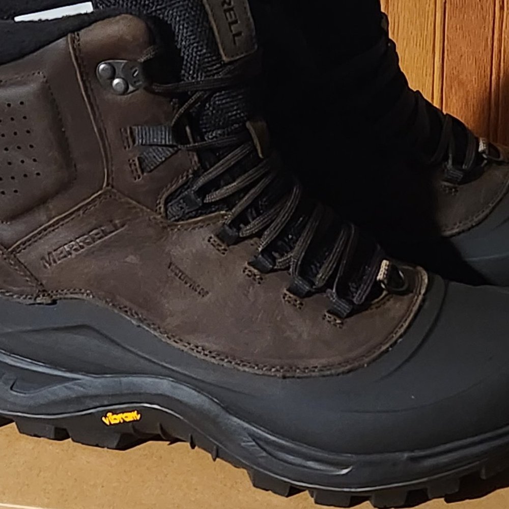 New(ish) Men's Merrell Winter Boots Size 11